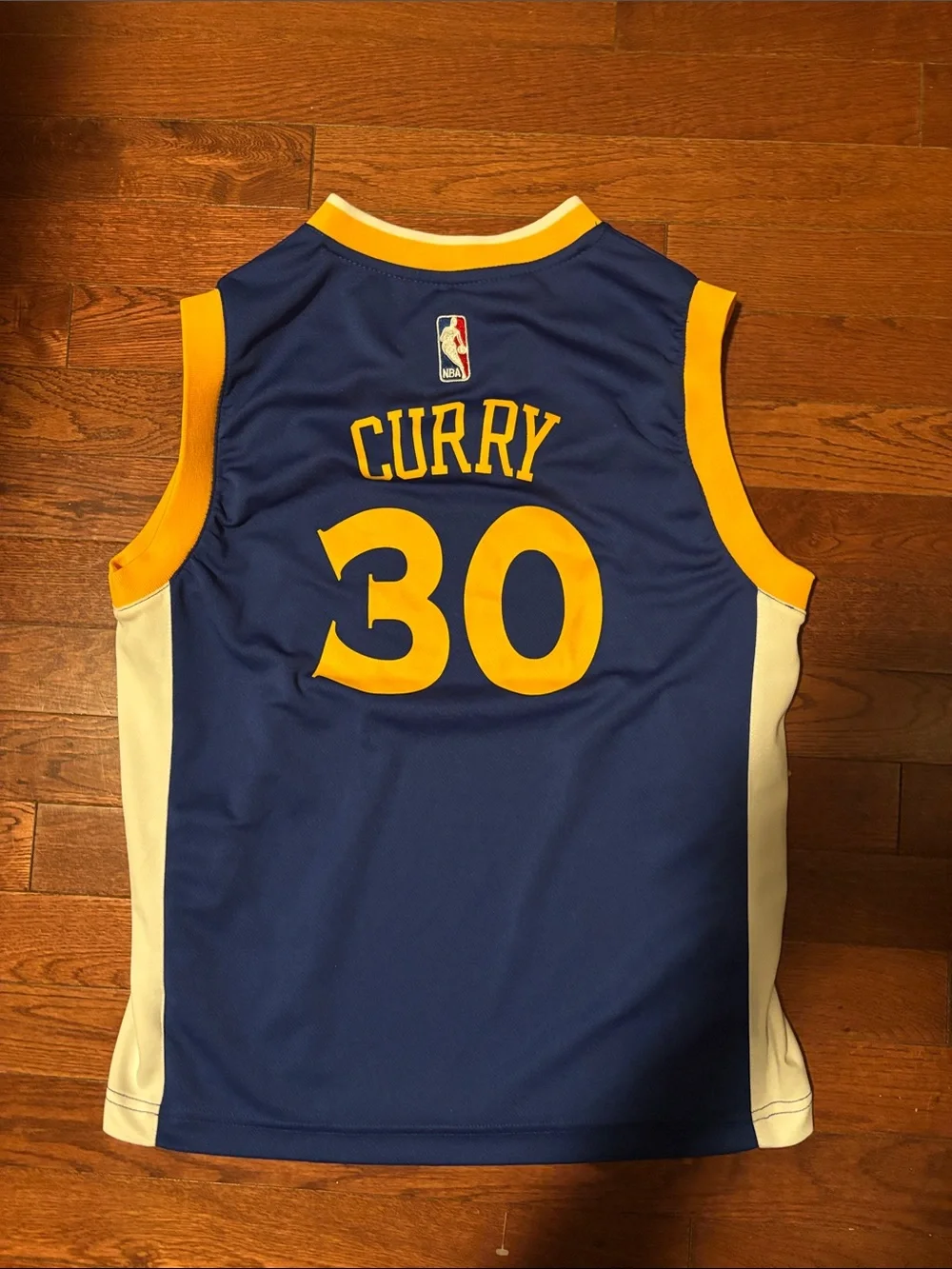 NBA Golden State Warriors Curry Youth Jersey Size: Medium.